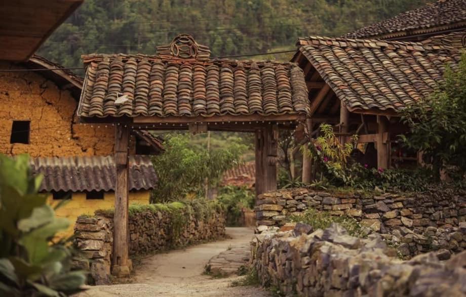 Chanh Homestay Lo Lo Chai Loung Co Exterior photo